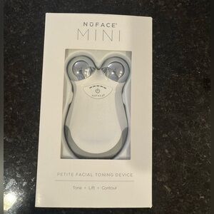 NuFace Mini Facial Toning Device